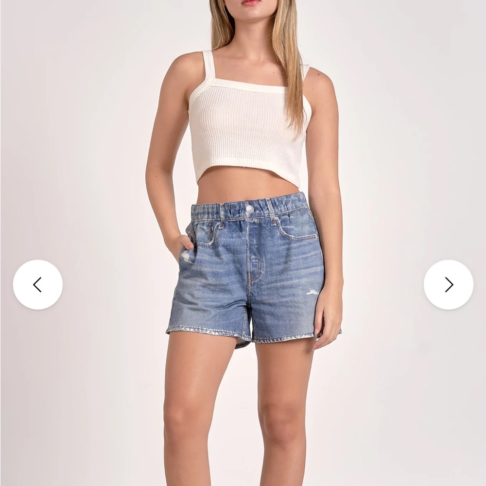 Jazyln Cotton Short